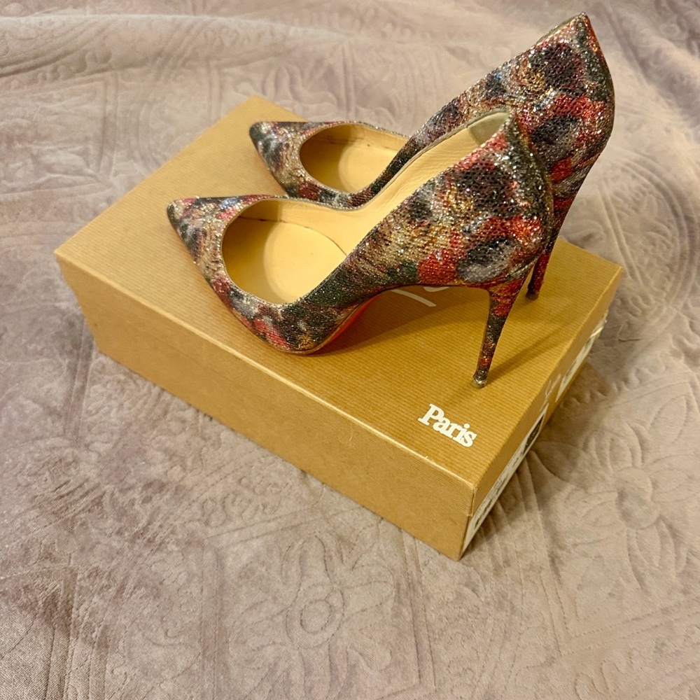 Christian Louboutin Multicolor Pumps